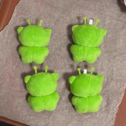 LLavero de peluche de gato alienígena, accesorios creativos, mochilas bonitas y feas, colgante, regalo de fiesta