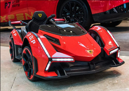 Juguete eléctrico recargable para niños de 1 a 5 años, coche de paseo con Control remoto de cuatro ruedas para niños y niñas