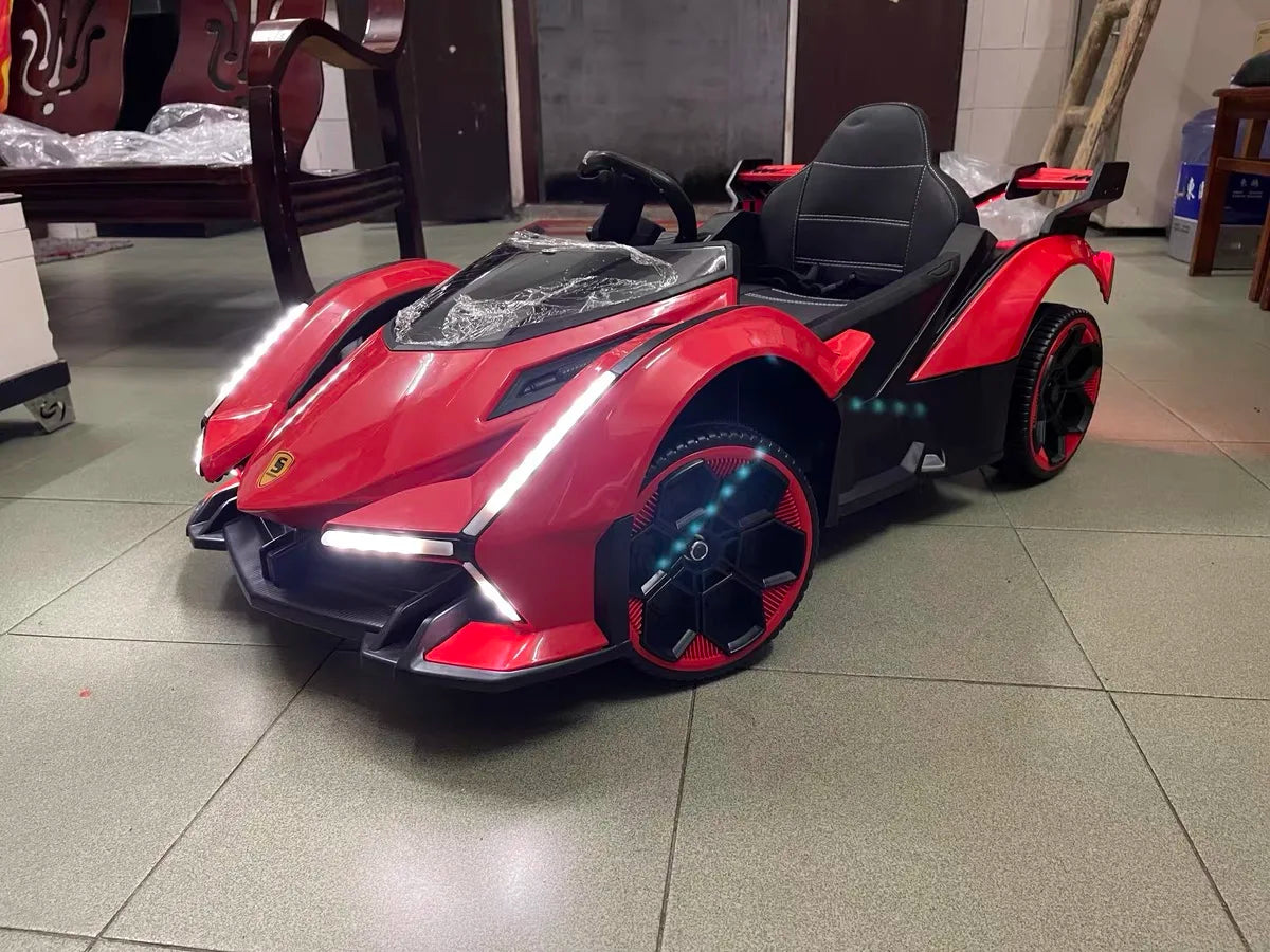 Juguete eléctrico recargable para niños de 1 a 5 años, coche de paseo con Control remoto de cuatro ruedas para niños y niñas