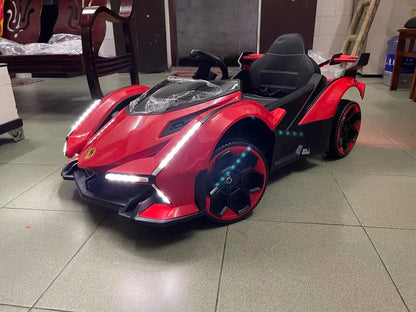 Juguete eléctrico recargable para niños de 1 a 5 años, coche de paseo con Control remoto de cuatro ruedas para niños y niñas