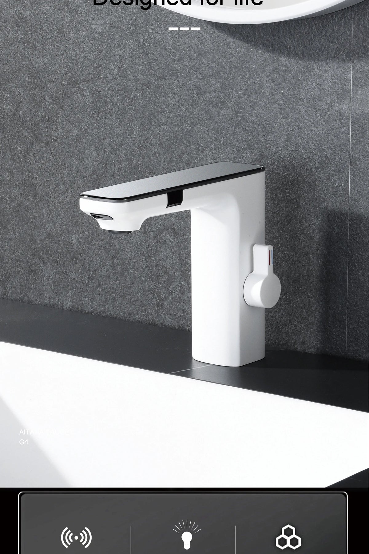 White Intelligent Brass Bathroom Faucet, Induction Design with LED Temperature Display, Single-Hole Single-Handle Hot and Cold Basin Tap