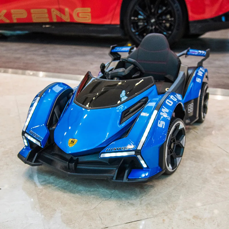 Juguete eléctrico recargable para niños de 1 a 5 años, coche de paseo con Control remoto de cuatro ruedas para niños y niñas