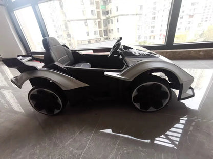 Juguete eléctrico recargable para niños de 1 a 5 años, coche de paseo con Control remoto de cuatro ruedas para niños y niñas